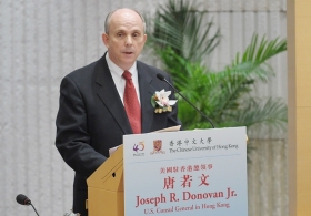 唐若文先生「香港成功于美国的重大意义」