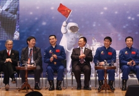 Shenzhou-7 Space Mission Seminar