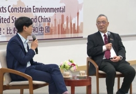 宏观制度内涵如何约制环境管冶: 比较美国和中国 